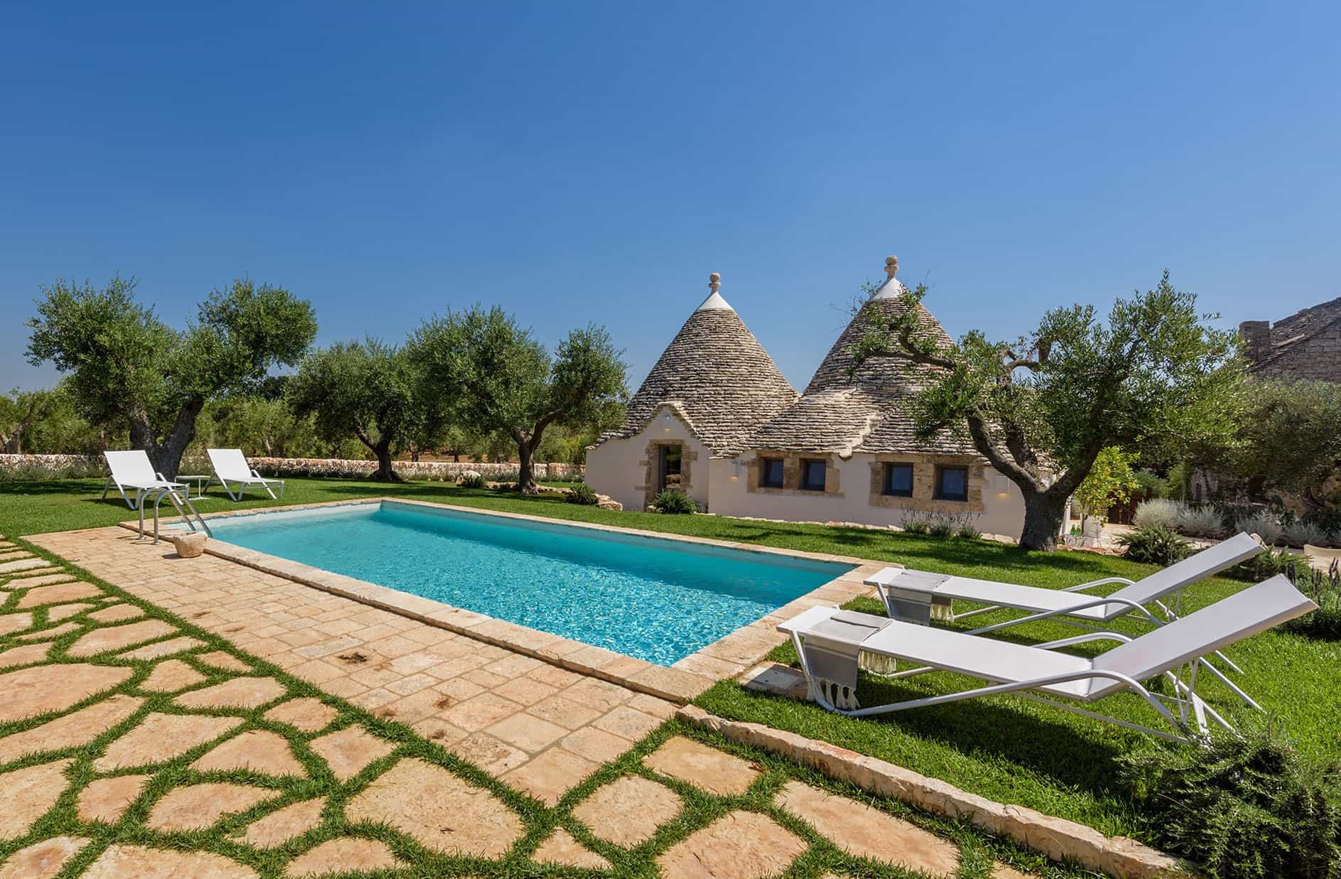 Front view of Trullo Atena, luxury trullo house for rent