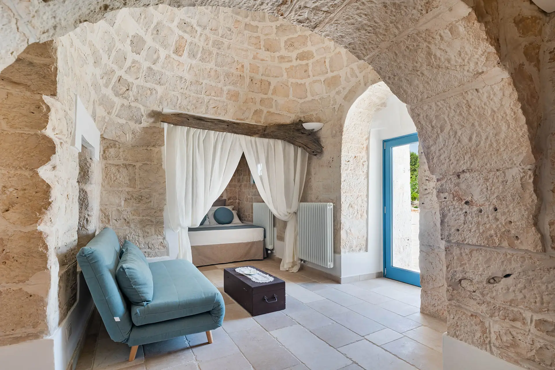 Divano letto alla francese (140cm) nella camera in trullo