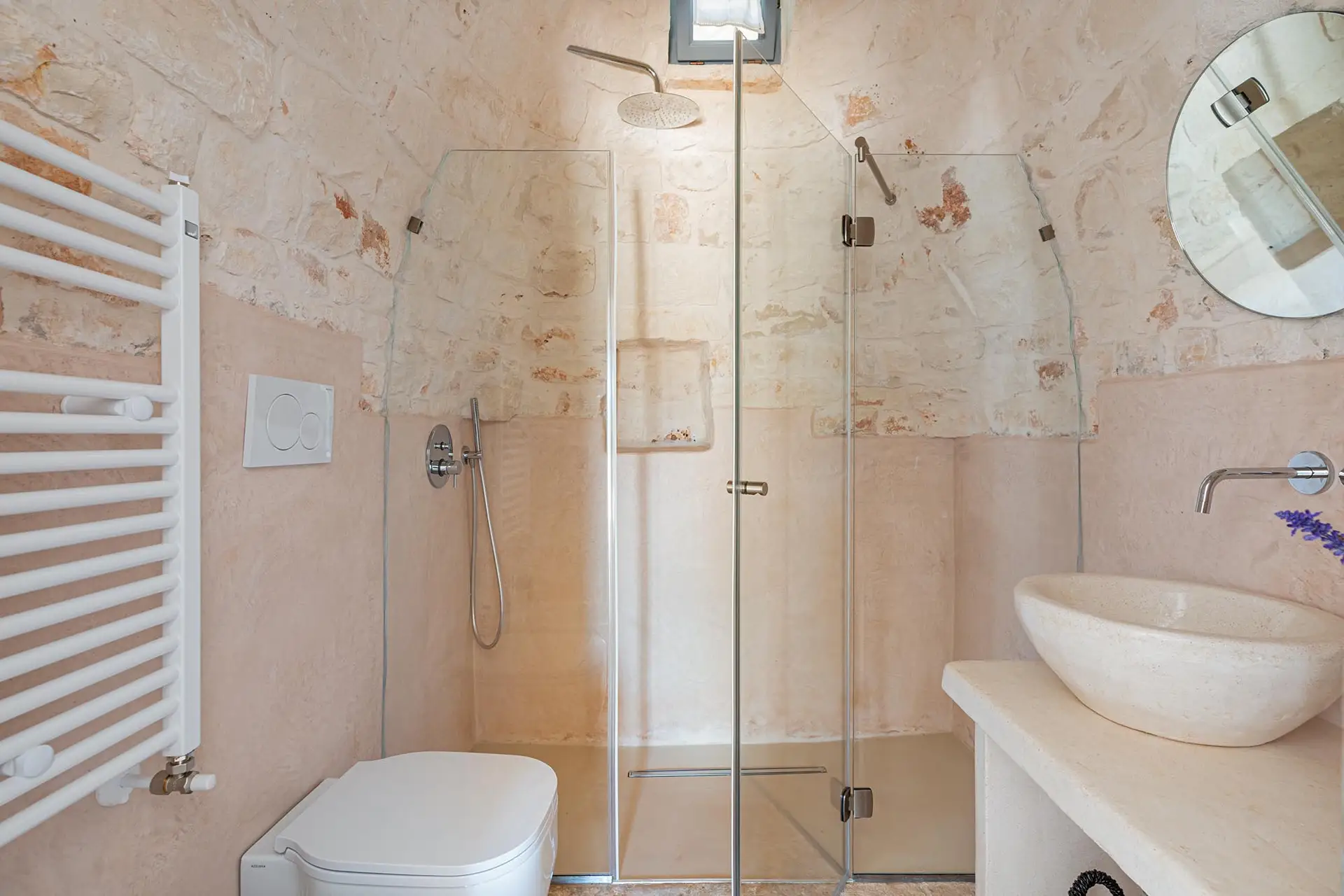 Private bathroom for the sofa bed