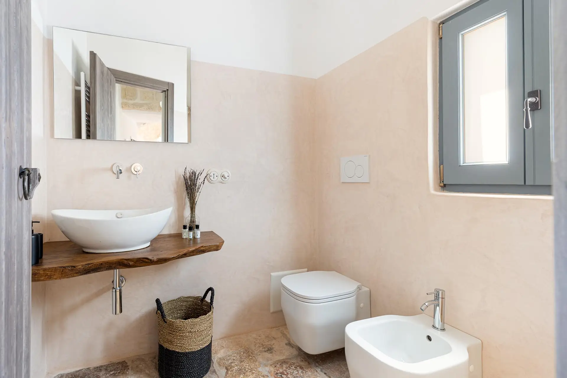 Private bathroom of bedroom 3