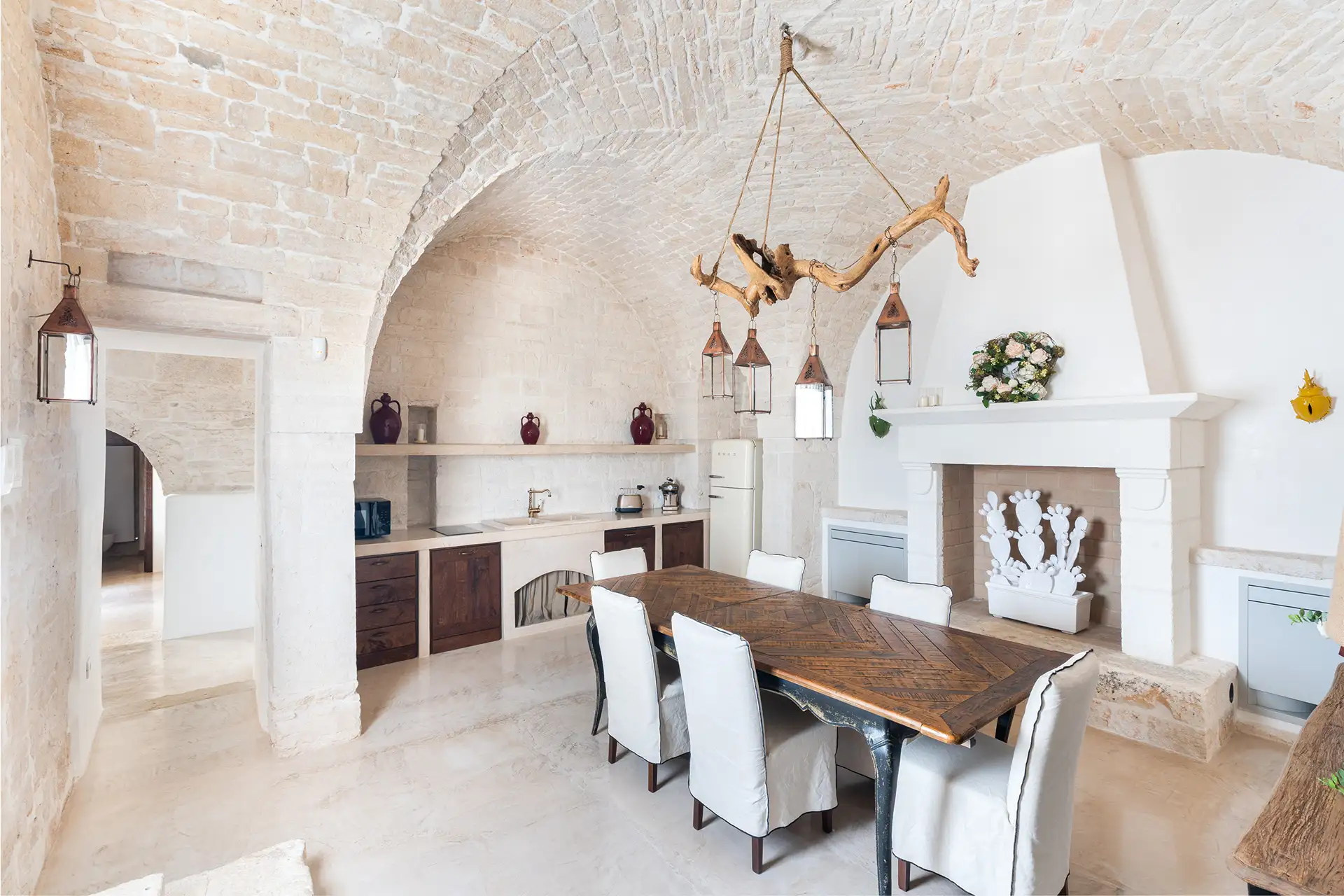 Trullo 1: Main dining room